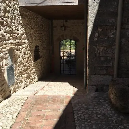 La Torre Sul Lago Дом отдыха Messenano